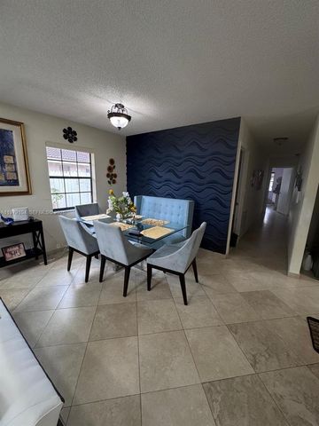 2370 NW 122nd drive, Coral Springs, FL 33065