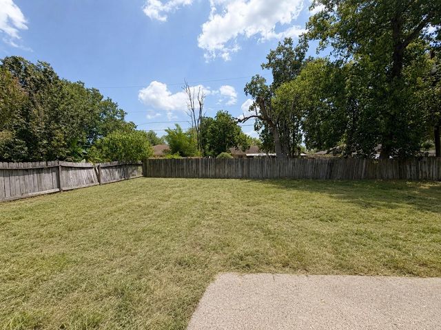 4614 27th Street, Dickinson, TX 77539