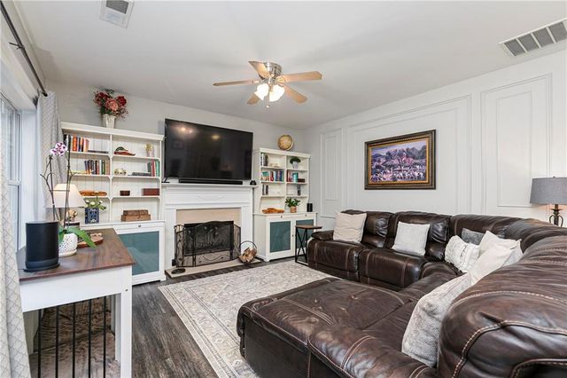 18 Creek Branch Court, Acworth, GA 30101