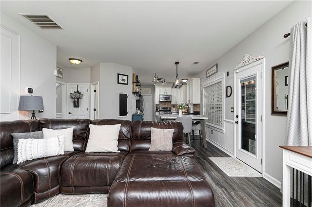 18 Creek Branch Court, Acworth, GA 30101