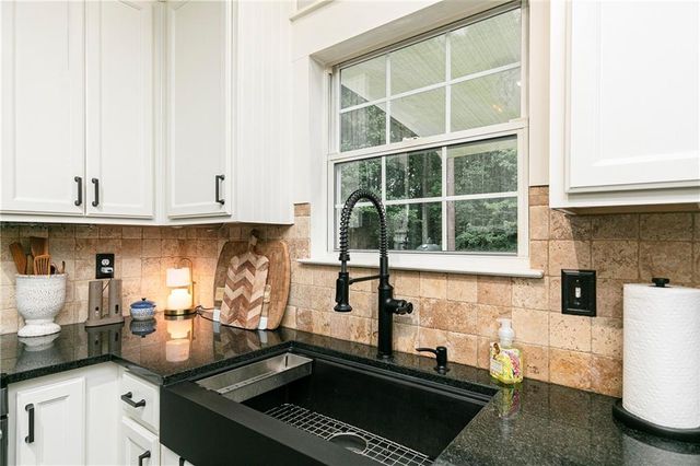 18 Creek Branch Court, Acworth, GA 30101
