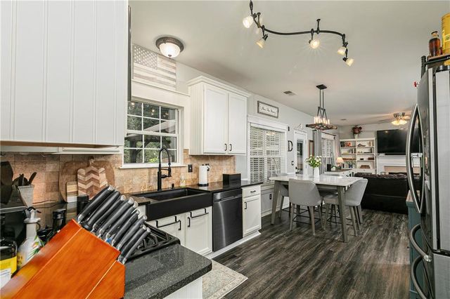 18 Creek Branch Court, Acworth, GA 30101