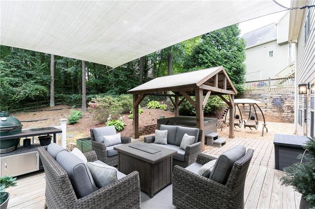 18 Creek Branch Court, Acworth, GA 30101