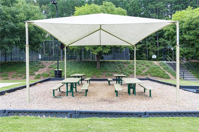 18 Creek Branch Court, Acworth, GA 30101