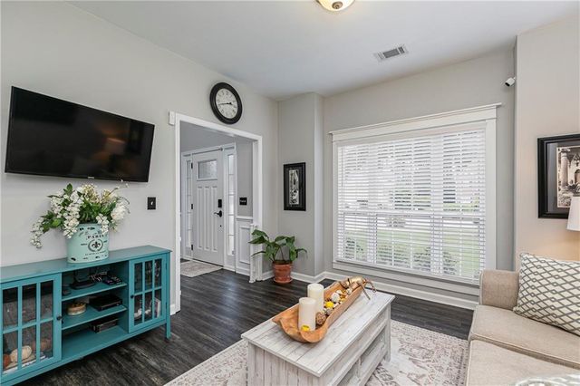 18 Creek Branch Court, Acworth, GA 30101
