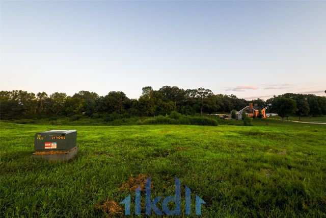 5813 Rose Circle, Des Moines, IA 50321