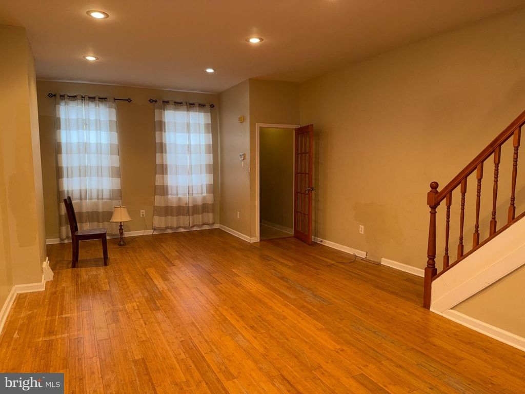 808 MCKEAN ST, PHILADELPHIA, PA 19148 — photo 4