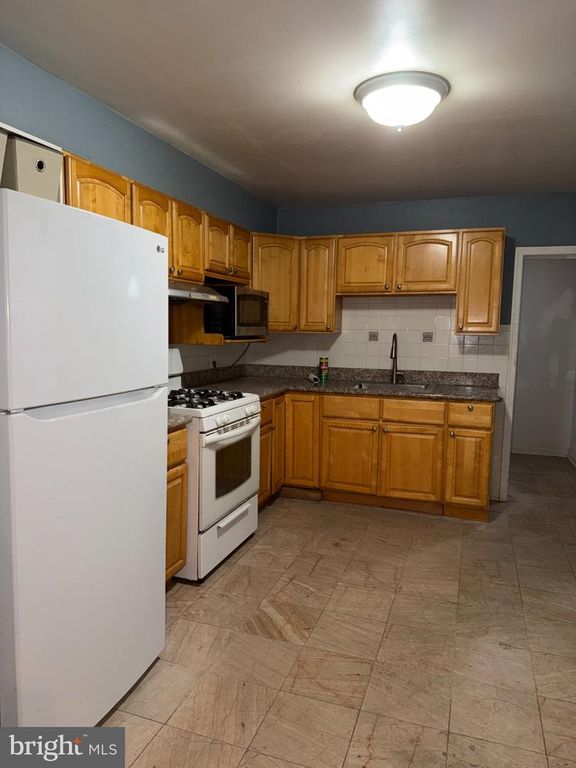 808 MCKEAN ST, PHILADELPHIA, PA 19148 — photo 5