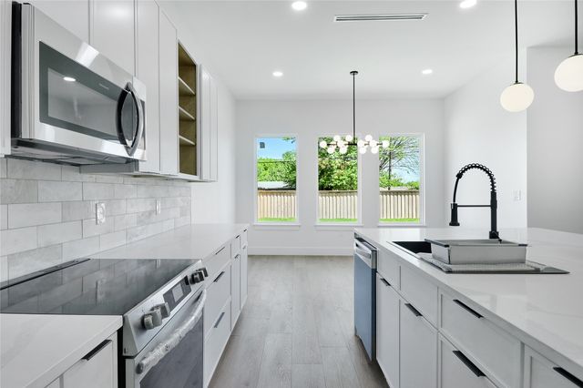 3629 Vancouver, Fort Worth, TX 76119