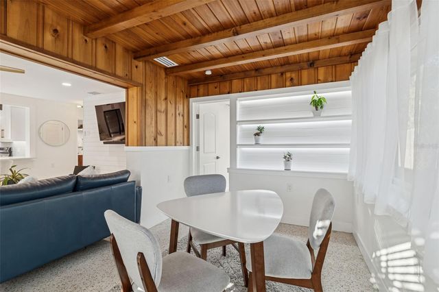 2488 DEL RIO WAY, Dunedin, FL 34698