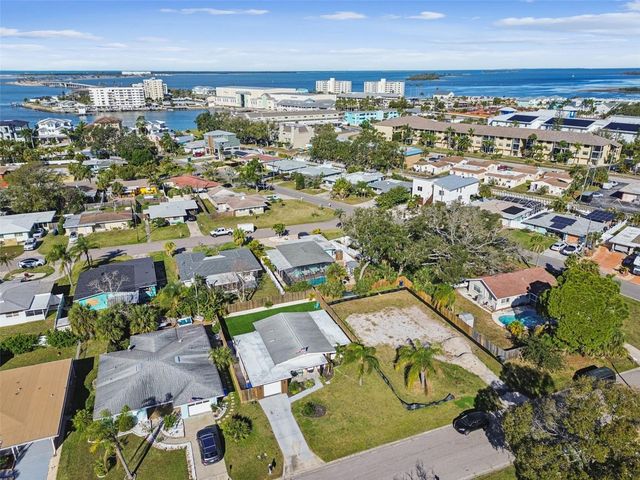 2488 DEL RIO WAY, Dunedin, FL 34698