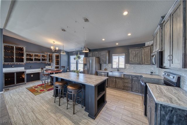 3750 West Blosser Ranch Road 2, Pahrump, NV 89060