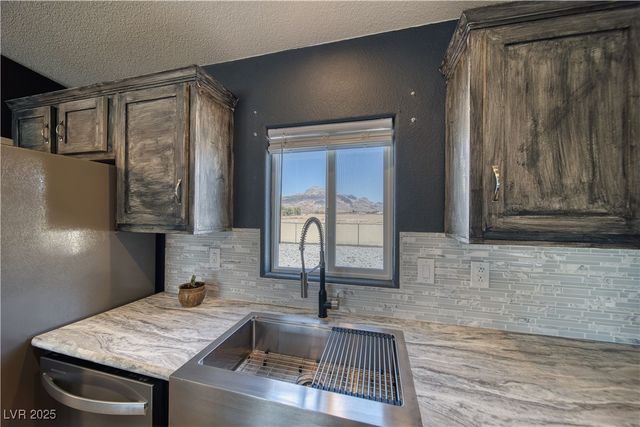 3750 West Blosser Ranch Road 2, Pahrump, NV 89060