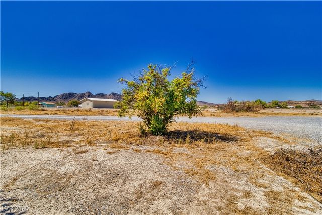 3750 West Blosser Ranch Road 2, Pahrump, NV 89060