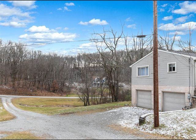 4930 Ashbaugh Rd, Murrysville, PA 15668