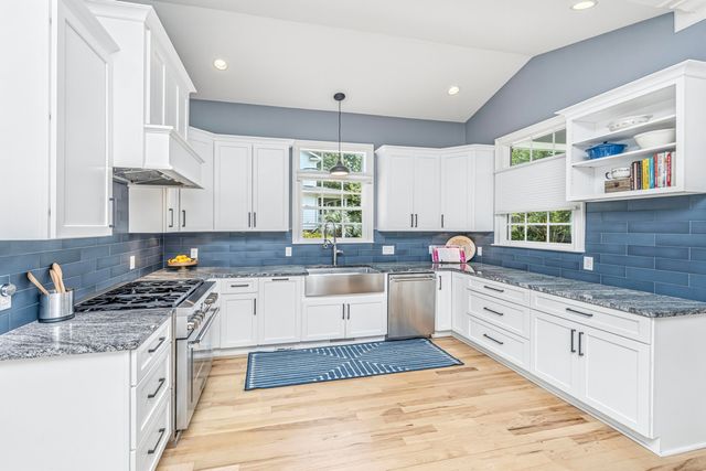 1693 Sewee Fort Road, Mount Pleasant, SC 29466