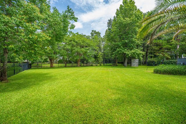 1693 Sewee Fort Road, Mount Pleasant, SC 29466