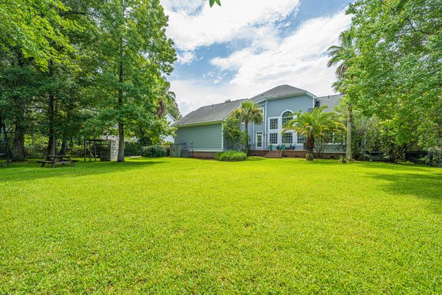 1693 Sewee Fort Road, Mount Pleasant, SC 29466