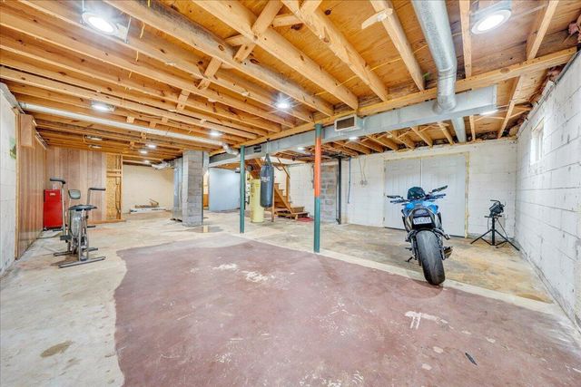 795 Longview DR, Bassett, VA 24055