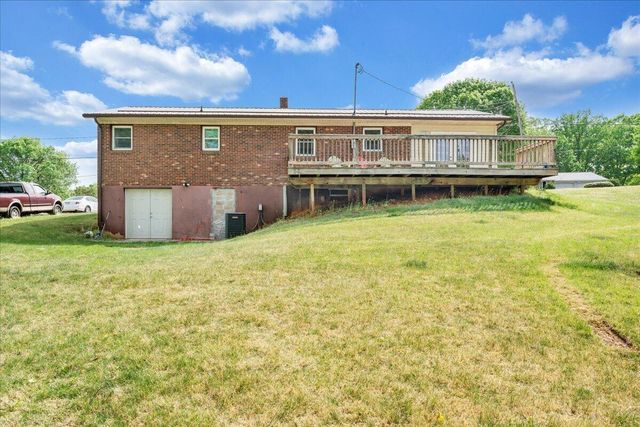 795 Longview DR, Bassett, VA 24055