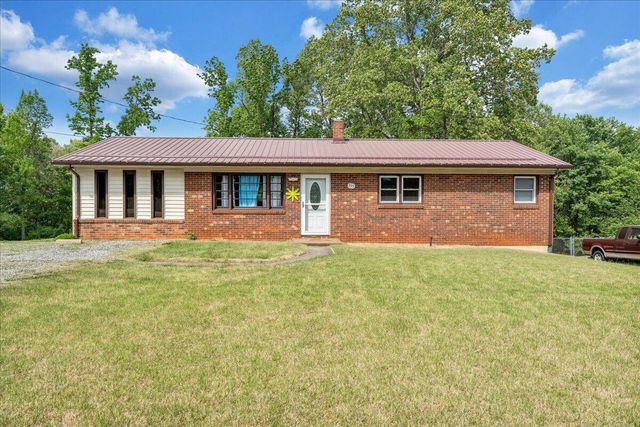 795 Longview DR, Bassett, VA 24055