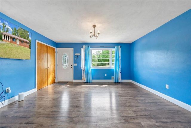 795 Longview DR, Bassett, VA 24055