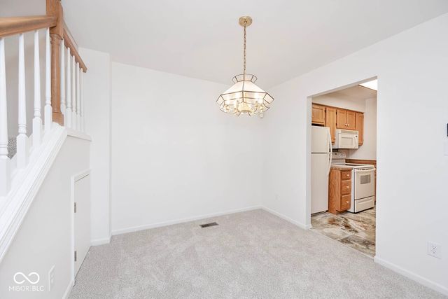 575 Lockerbie Circle S, Indianapolis, IN 46202