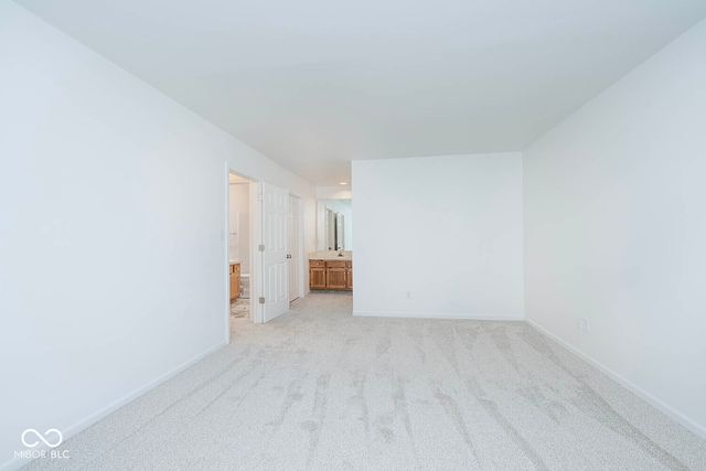 575 Lockerbie Circle S, Indianapolis, IN 46202