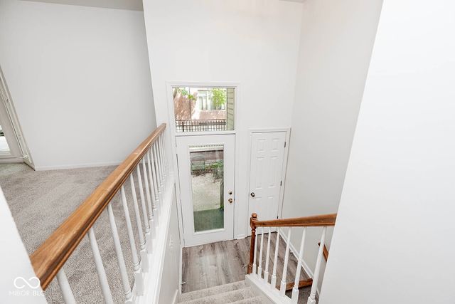 575 Lockerbie Circle S, Indianapolis, IN 46202