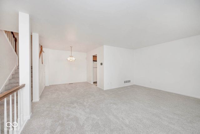 575 Lockerbie Circle S, Indianapolis, IN 46202