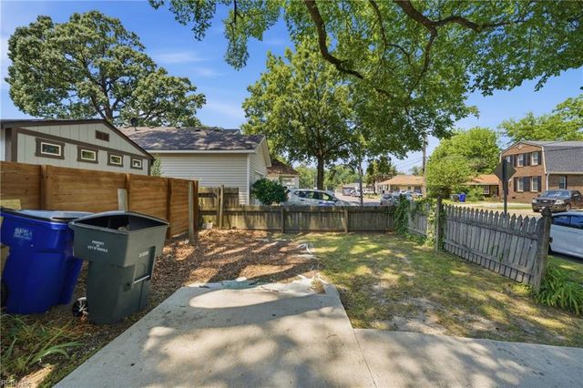 9415 Atlans ST, Norfolk, VA 23503