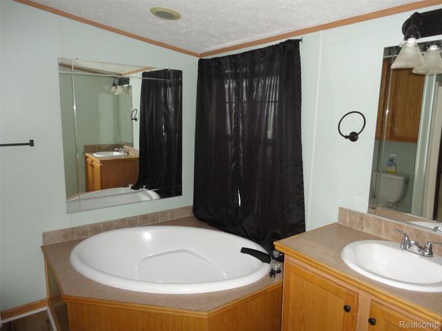 3913 Benjamin Way, Raisinville Township, MI 48161