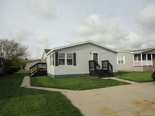3913 Benjamin Way, Raisinville Township, MI 48161
