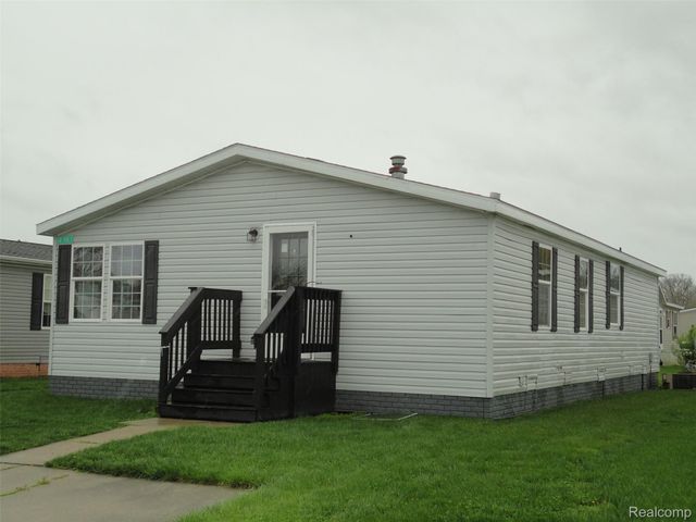 3913 Benjamin Way, Raisinville Township, MI 48161