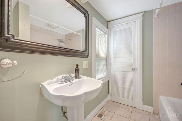 2641 Pleasant Avenue, Hamilton, OH 45015