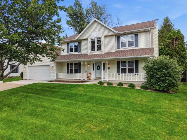 909 Bristol Court, Stoughton, WI 53589