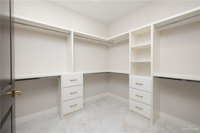 2705 E Solar Drive, Mission, TX 78501