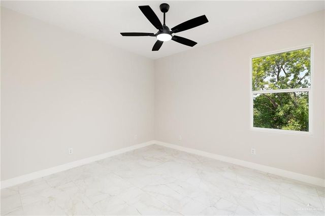 2705 E Solar Drive, Mission, TX 78501