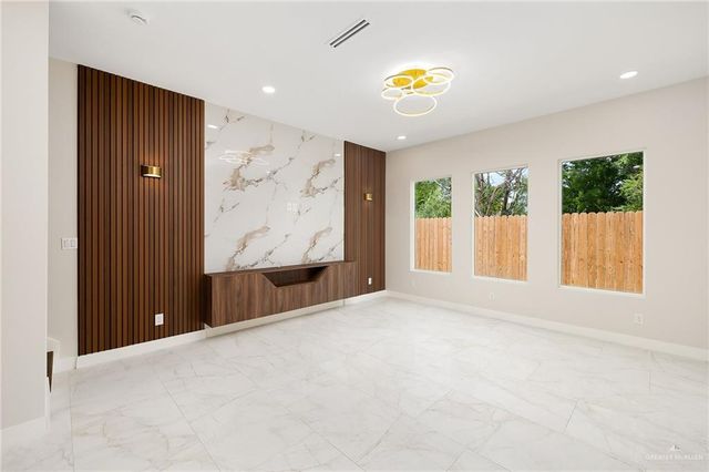 2705 E Solar Drive, Mission, TX 78501