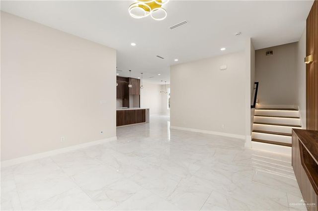 2705 E Solar Drive, Mission, TX 78501