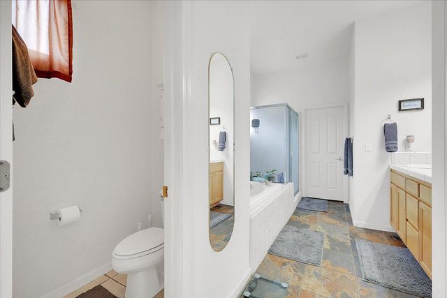 1624 Tres Picos Dr, Yuba City, CA 95993