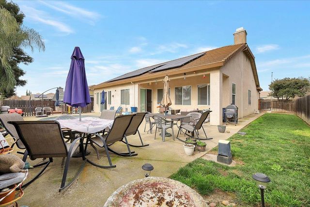 1624 Tres Picos Dr, Yuba City, CA 95993