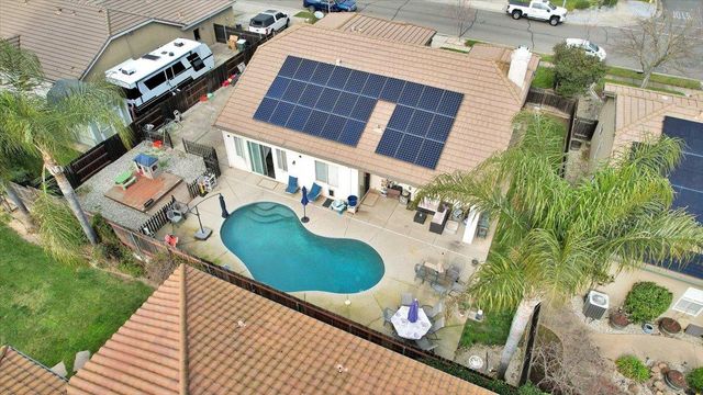 1624 Tres Picos Dr, Yuba City, CA 95993