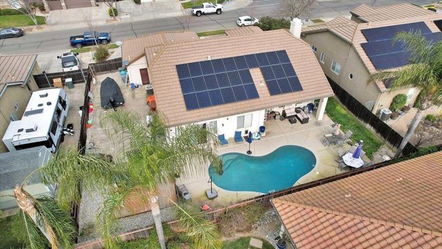 1624 Tres Picos Dr, Yuba City, CA 95993