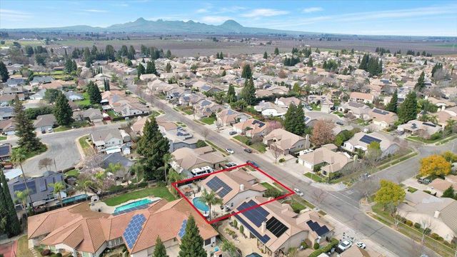 1624 Tres Picos Dr, Yuba City, CA 95993