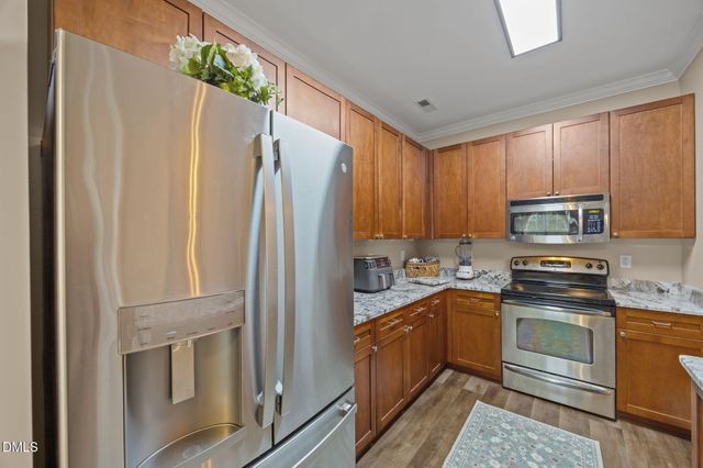 621 Oakfield Trail, Mebane, NC 27302