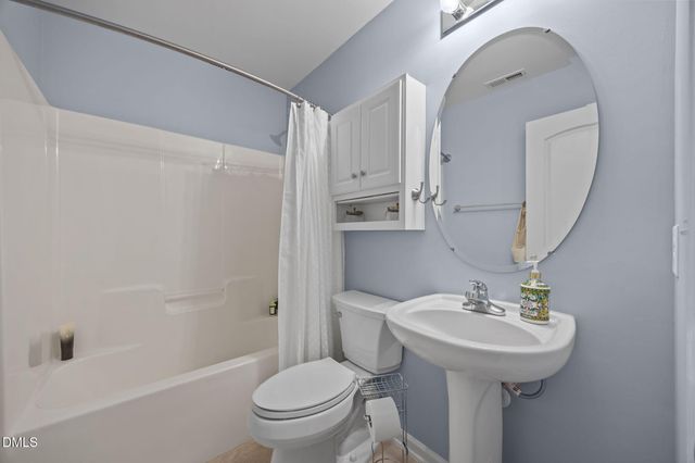 621 Oakfield Trail, Mebane, NC 27302