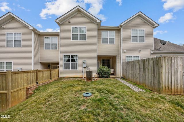 621 Oakfield Trail, Mebane, NC 27302