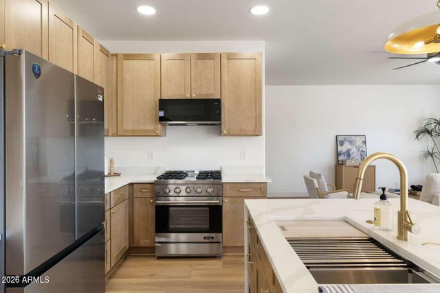 9705 E VILLA PARK Street, Sun Lakes, AZ 85248