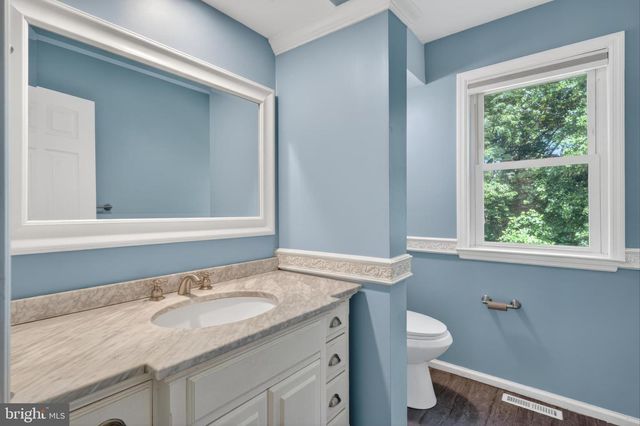 7 DEER TRACK LN, Newark, DE 19711